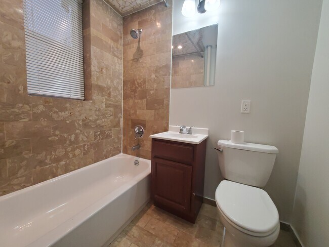 25 Sherman Ave 33 - 24 Sherman Ave