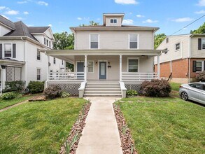 Building Photo - 926 Winona Ave SW
