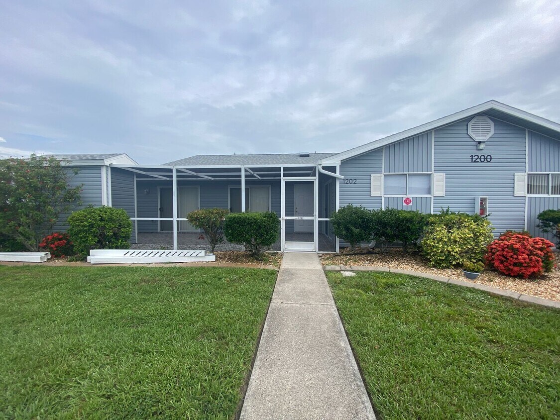 Foto principal - 3300 Loveland Blvd