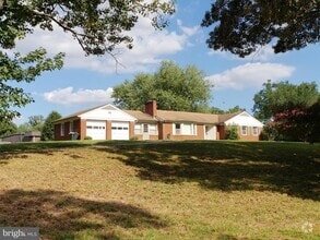 Building Photo - 7300 Temple Hill Rd