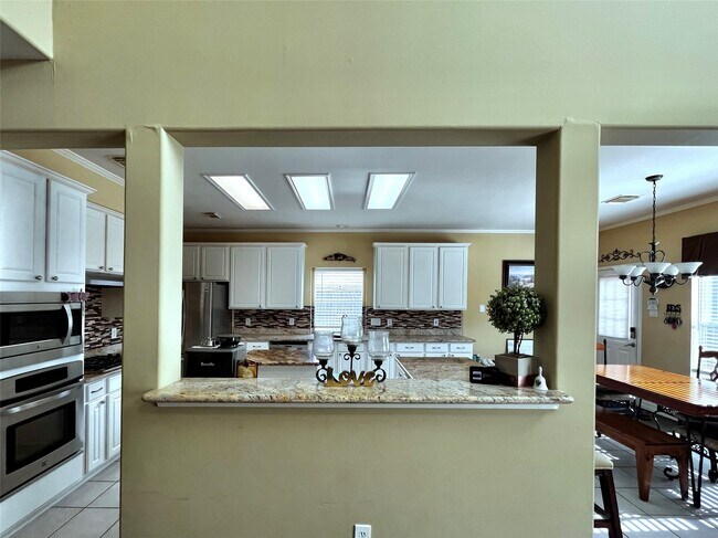 Building Photo - 403 Green Stone Ct