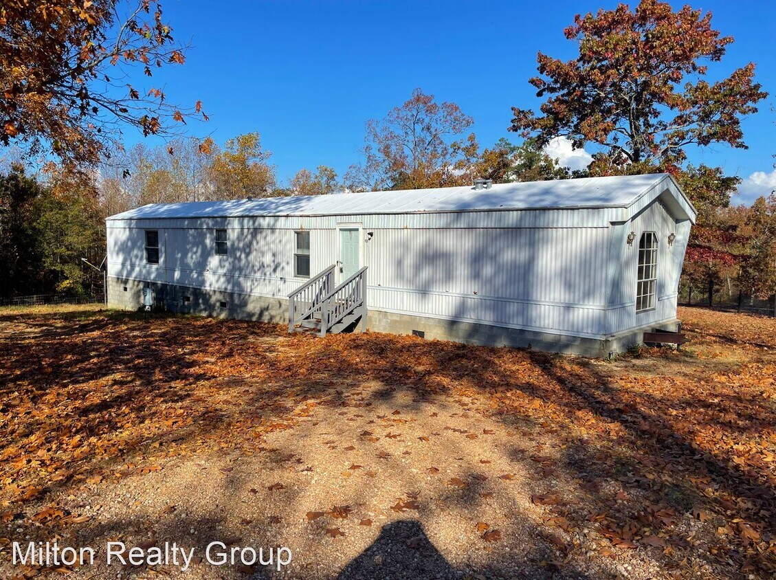 Foto principal - 3 br, 2 bath House - 3282 US 421 N