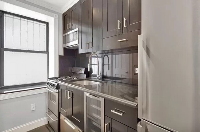 Building Photo - 115 Mulberry St