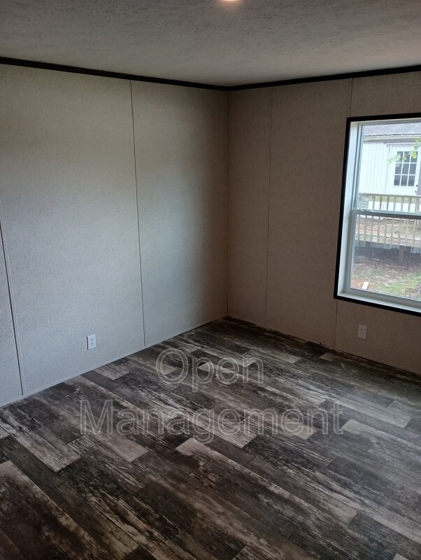 Foto del edificio - 4950 W Farm Rd 156