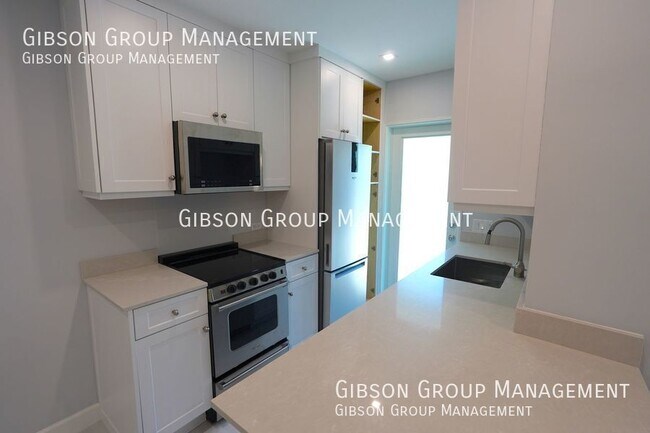 Foto del edificio - 631 NE 17th Way