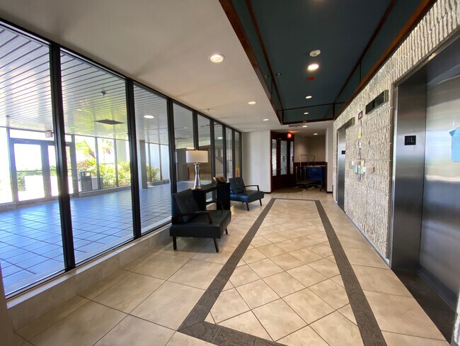 Foto del edificio - 1660 Gulf Blvd