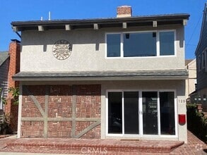Building Photo - 120 Diamond Ave