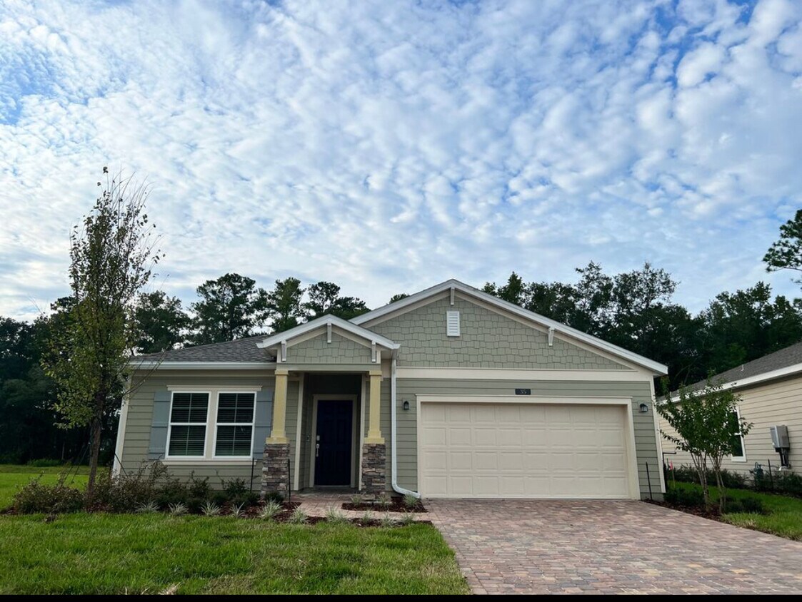 Primary Photo - 35 White Rabbit Run