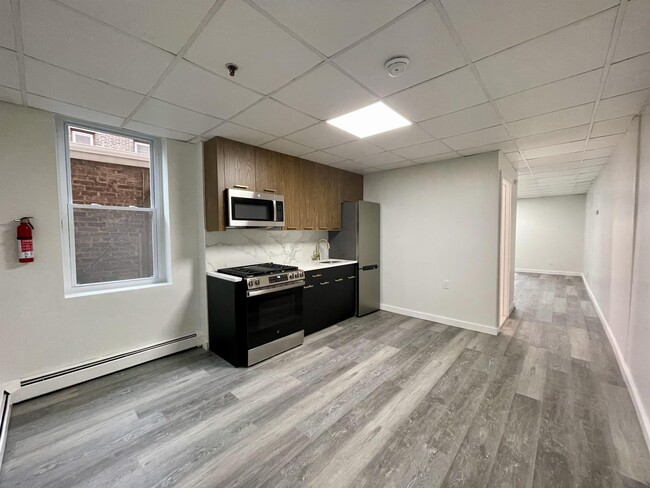 Foto del edificio - 6006 Bergenline Ave