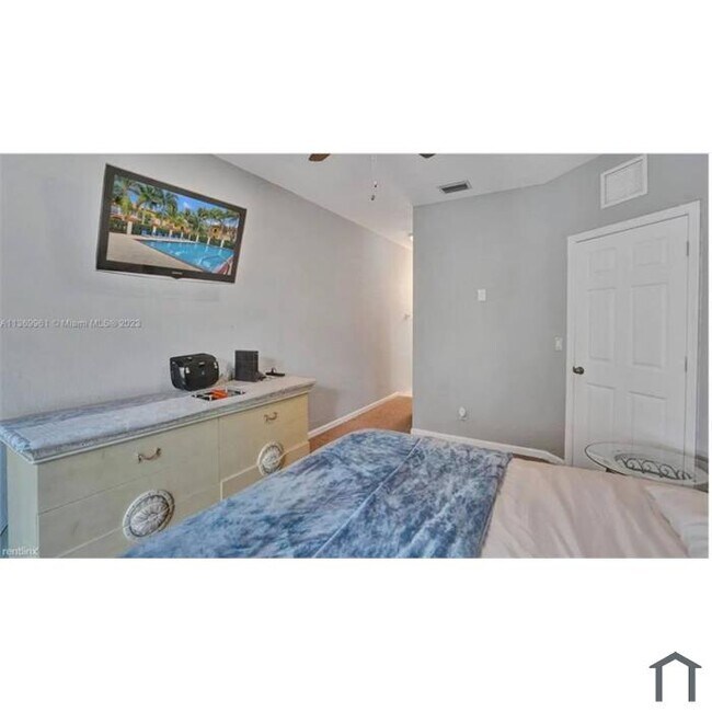 Building Photo - 1212 Santa Catalina Ln