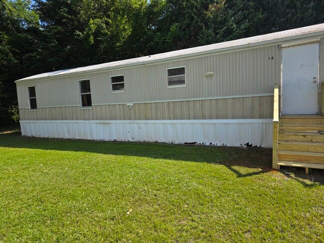 Building Photo - 326 Orange St