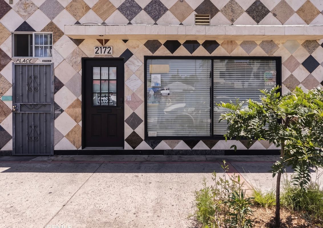 Building Photo - 2172 Pacific Ave