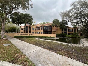 Building Photo - 15525 N Miami Lakeway