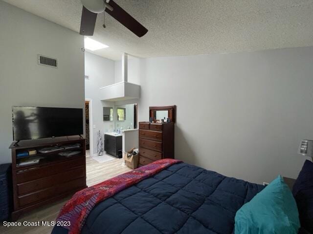 Foto del edificio - 345 Oak Haven Dr