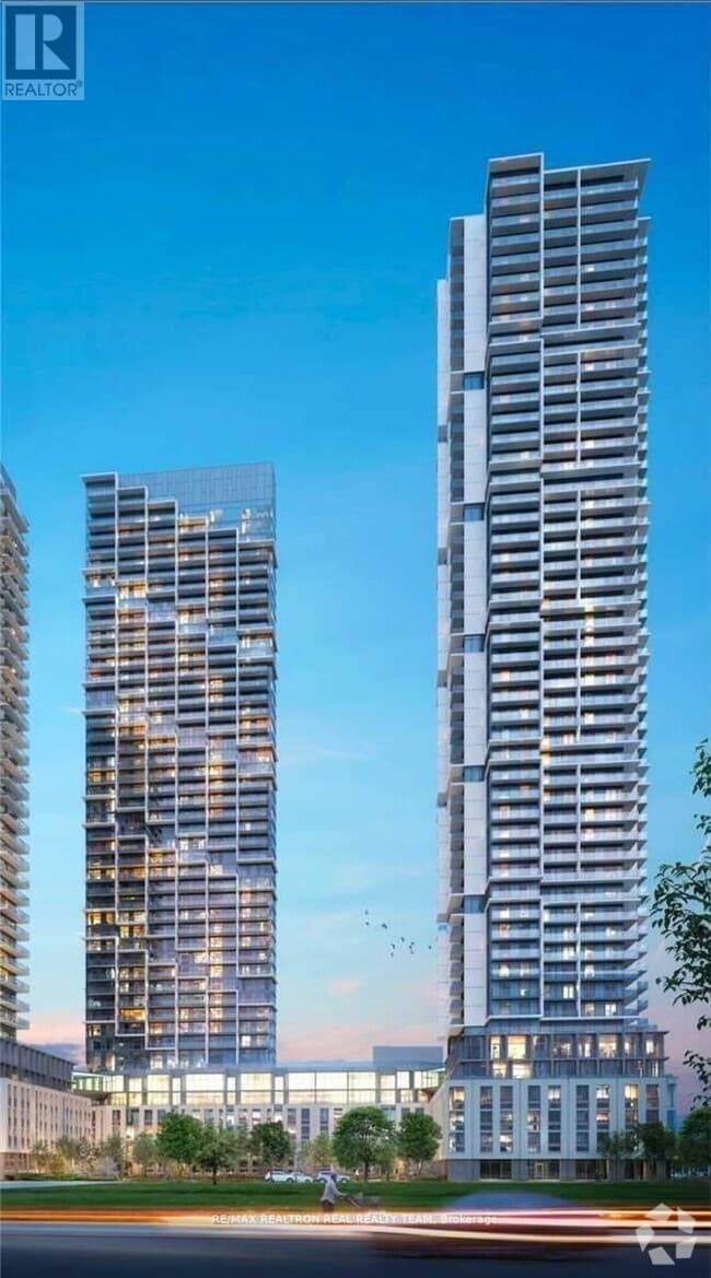 Building Photo - 7890-7890 Jane St