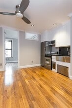 Building Photo - 16 E 116th St