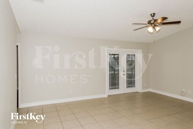 Foto del edificio - 7743 Water Oak Ct