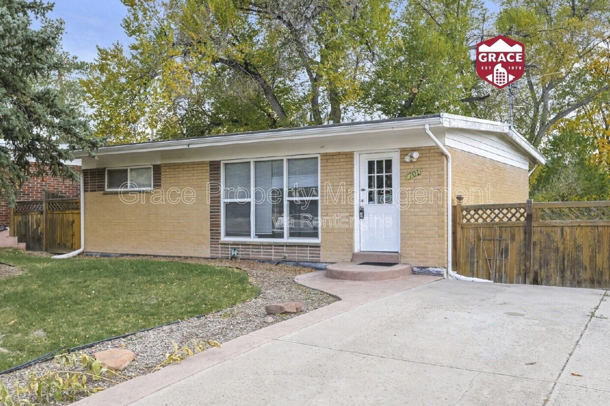 Primary Photo - 701 S Simms St