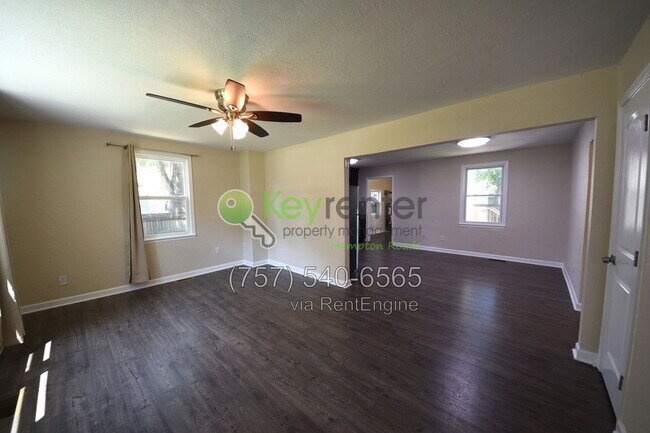 Foto del edificio - 3742 Atterbury St