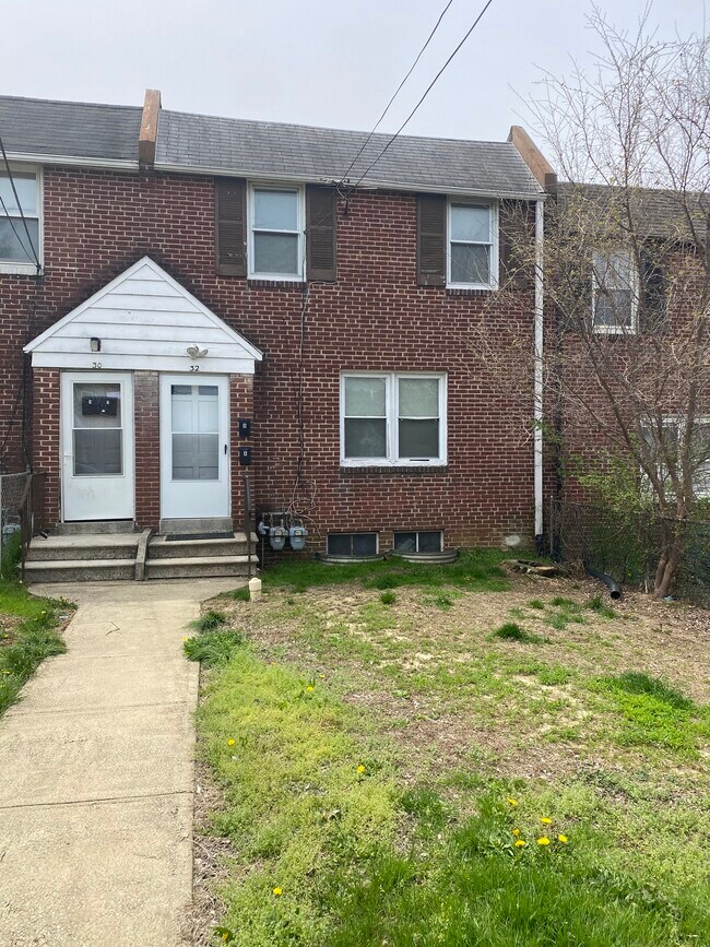 Building Photo - 32 Elsmere Blvd