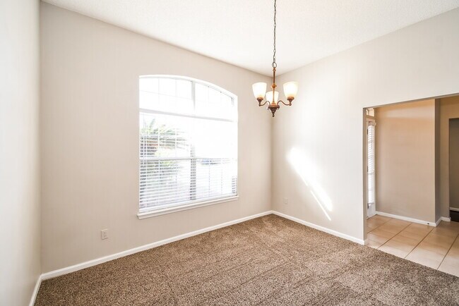 Foto del edificio - 413 Cottage Cove Ct
