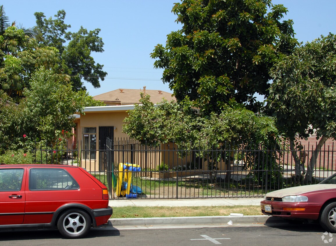 Primary Photo - 6147 Marbrisa Ave