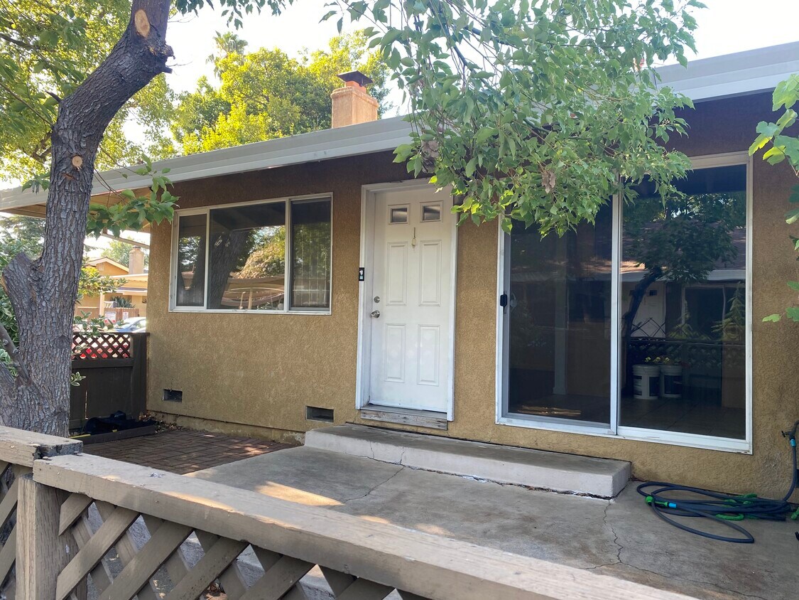 Foto principal - 5008 Bremner Way