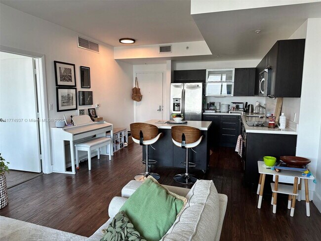 Foto del edificio - 90 SW 3rd St