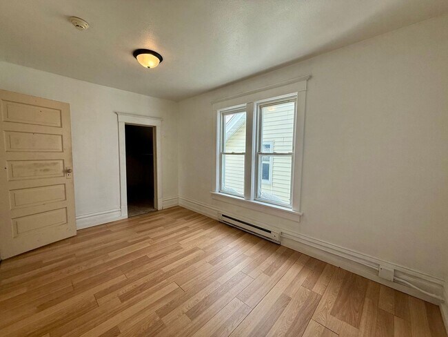 Foto del edificio - 724 Washington St