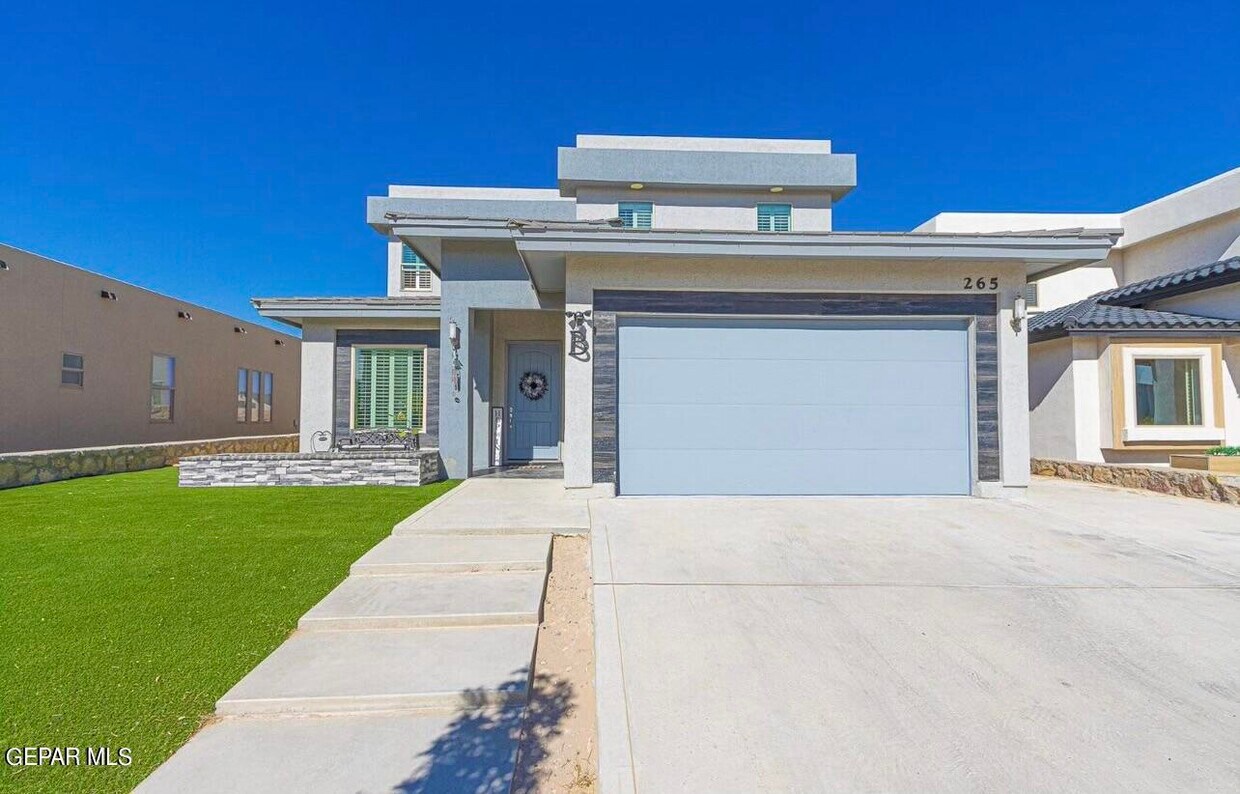 Primary Photo - 265 Ulshaw St