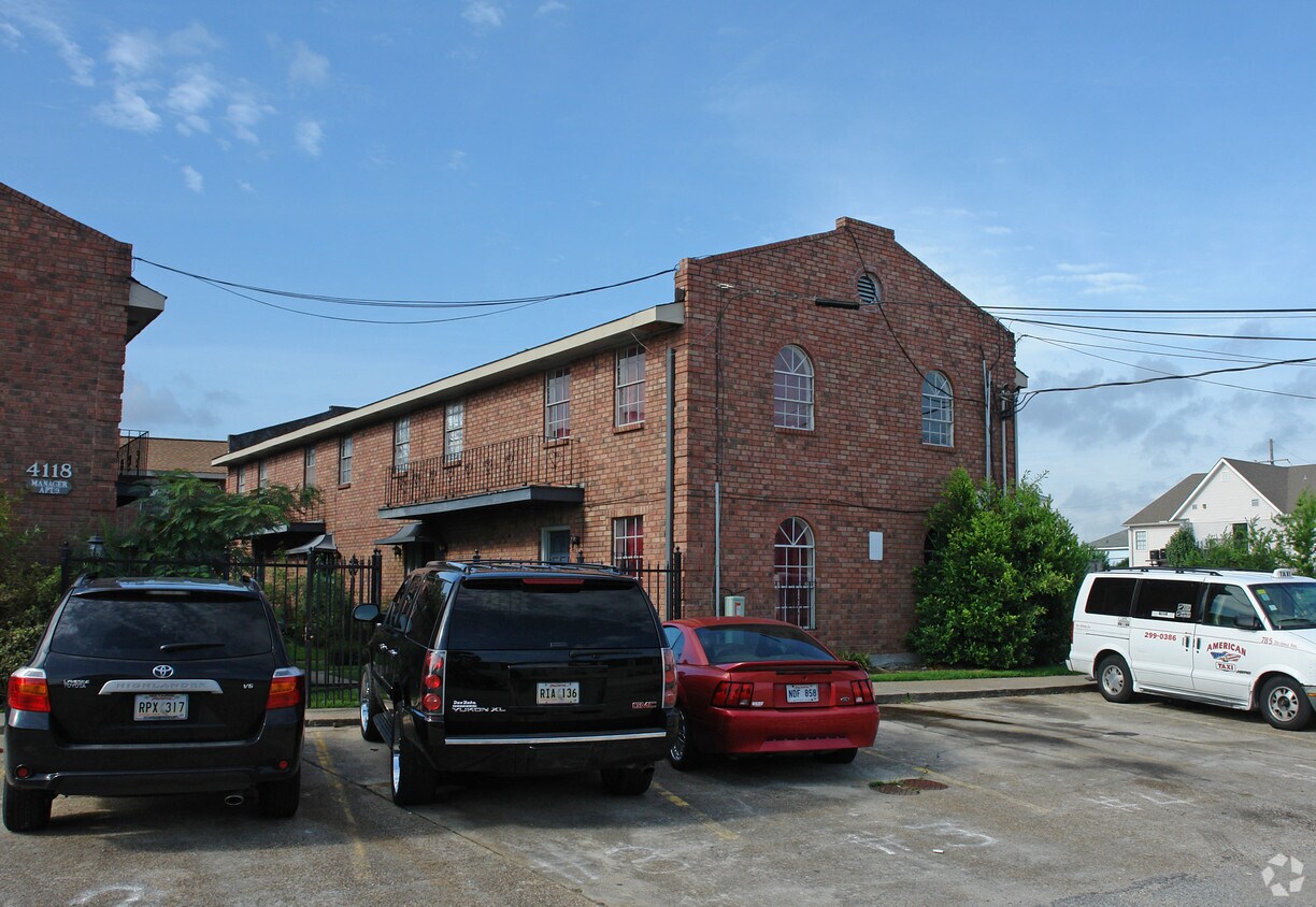 Building Photo - 4118 Sanford St
