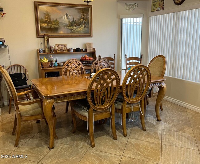 Foto del edificio - 3914 N 125th Ln