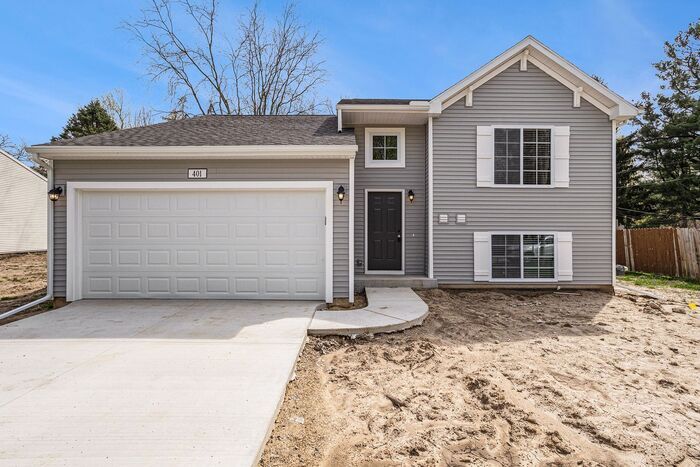 Primary Photo - 17461 Silver Maple St