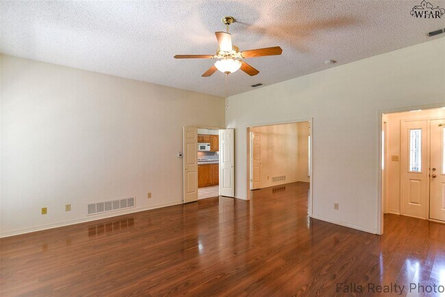 Foto del edificio - 4539 Wendover St