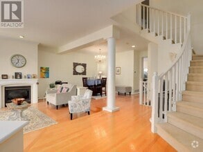 Building Photo - 2979 Panorama Dr