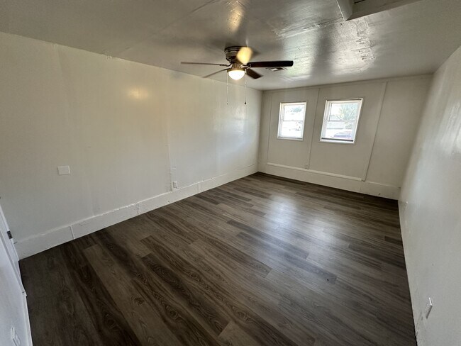 Foto del edificio - 630 SW 3rd St
