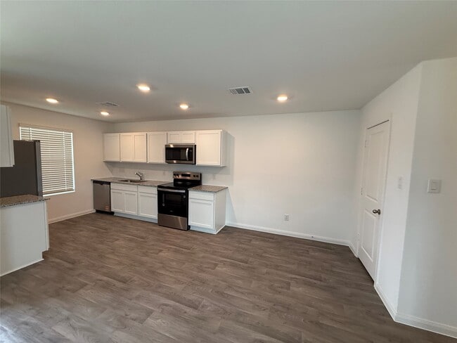 Building Photo - 12010 William Trails Cir