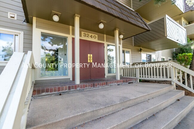 Building Photo - LEASE PENDING