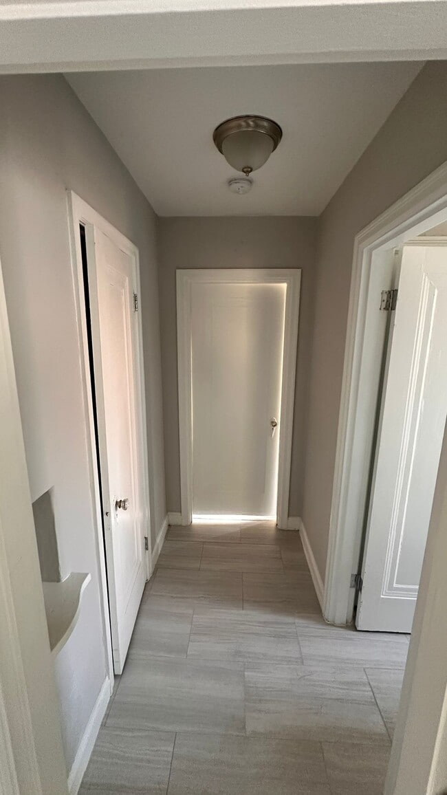 3411 Daytona Ave Unit 1, Cincinnati, OH 45211 Condo for Rent in Cincinnati, OH