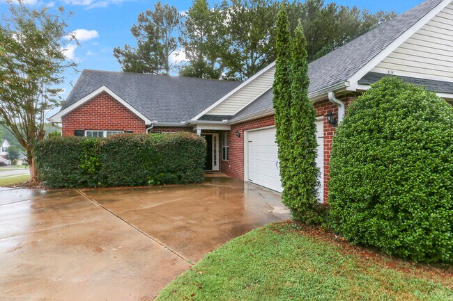 Foto del edificio - 446 Camella Cir