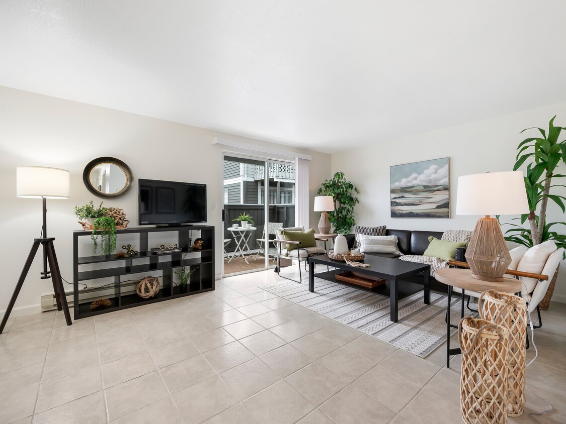 Primary Photo - Sunnyside Park Apartments
