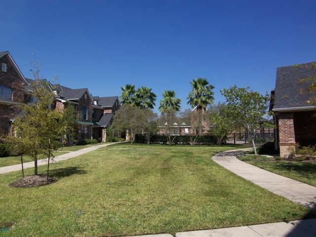 Building Photo - 506 Cypress Vista