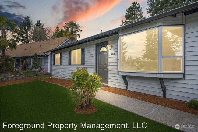 Foto del edificio - 3 br, 1 bath House - 12916 SE 162nd St