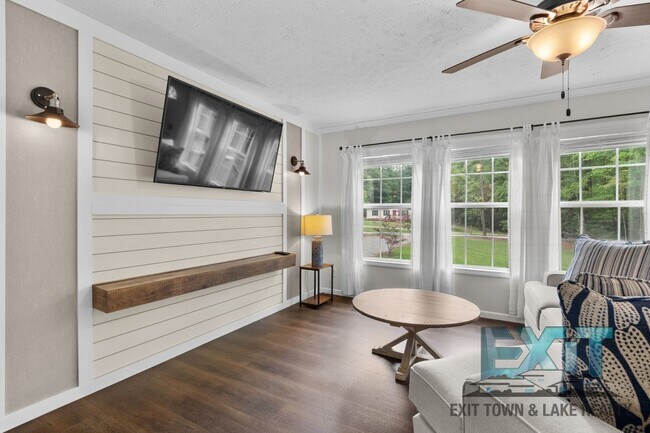Building Photo - 3BR/2BA Rental in Tanglewood Shores with Golf, Pool & Lake Access
