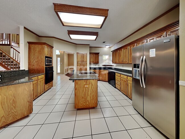 Foto del edificio - 2705 Tulip Drive