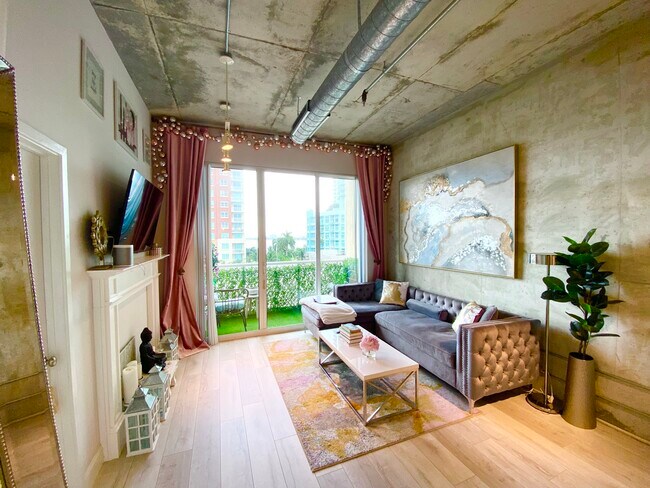 Building Photo - 2001 Biscayne Blvd