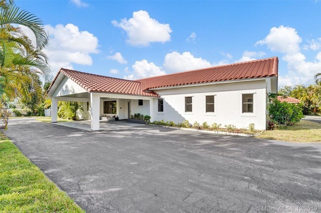 Building Photo - 13753 SW 36th St