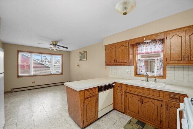 Foto del edificio - 6212 S Major Ave