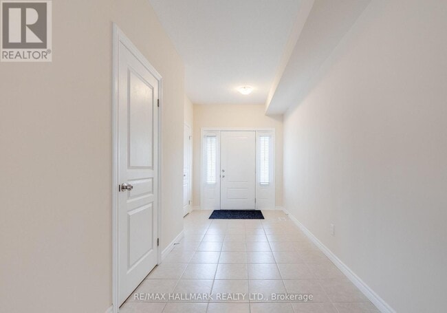 Building Photo - 11 Burcombe Cross