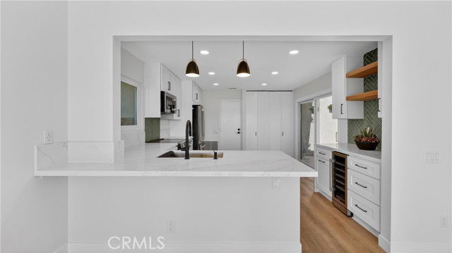 Foto del edificio - 22866 Mariano Dr